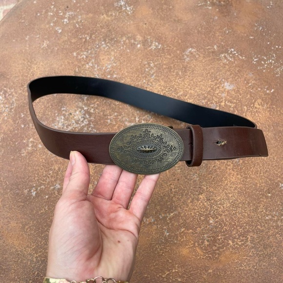 Urban Outfitters Accessories - Brown country belt 
Length 40 in (size m)